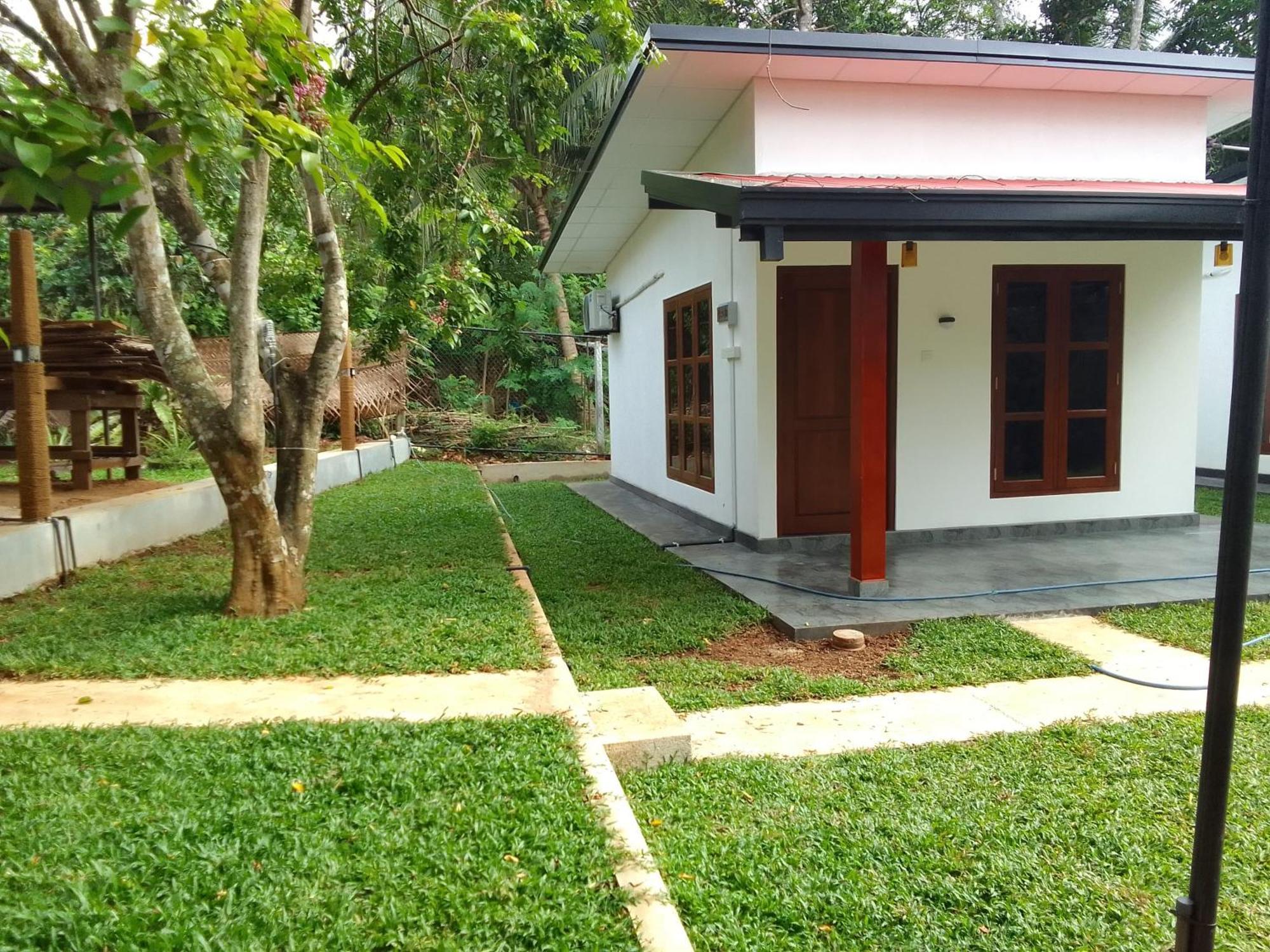 Udawalawa Safari Resort Udawalawe Buitenkant foto
