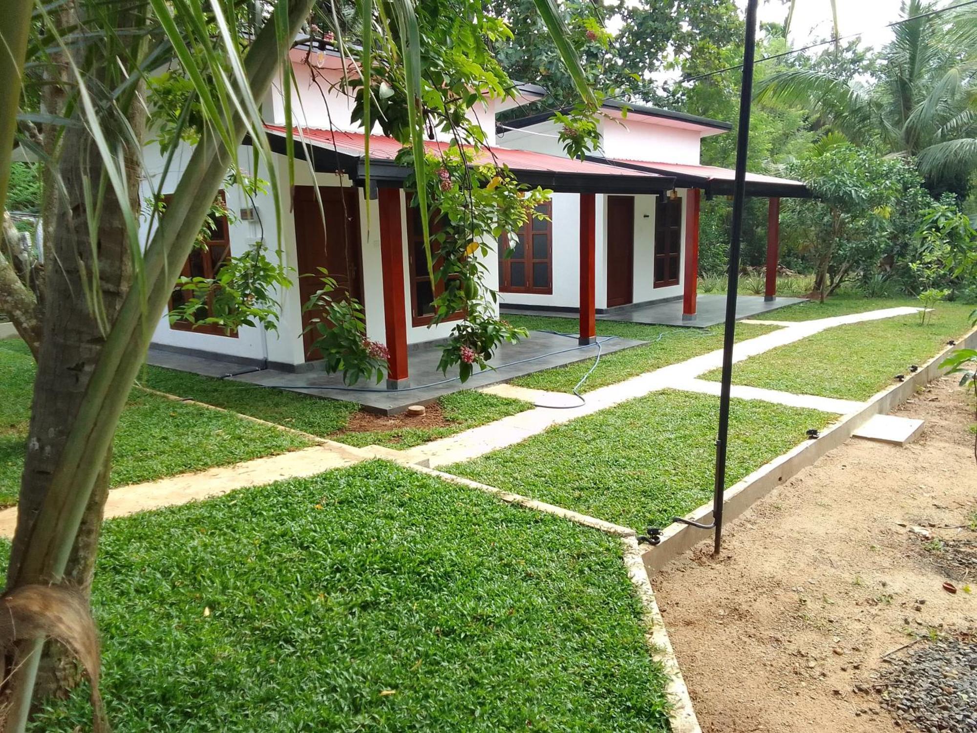 Udawalawa Safari Resort Udawalawe Buitenkant foto