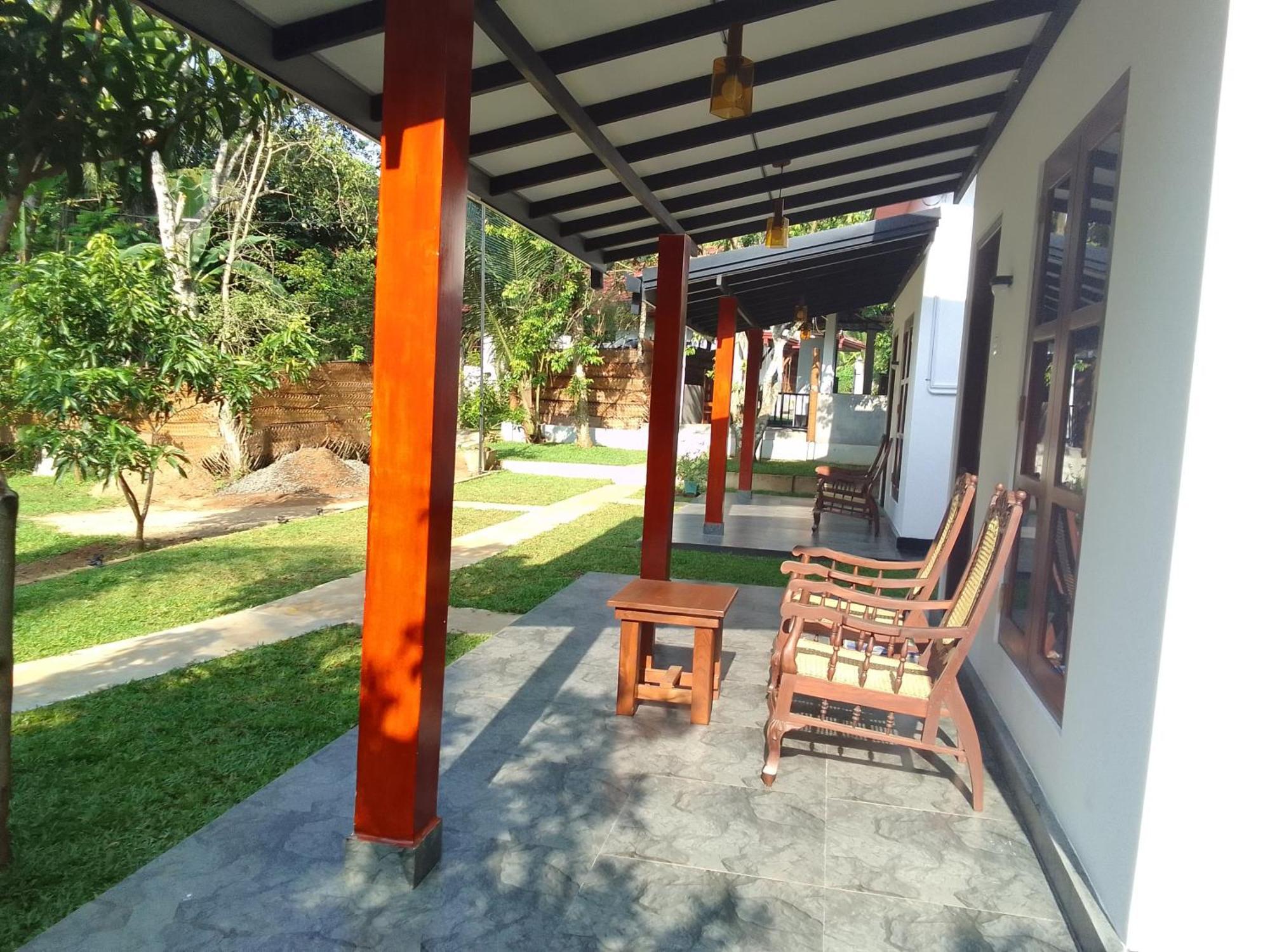 Udawalawa Safari Resort Udawalawe Buitenkant foto