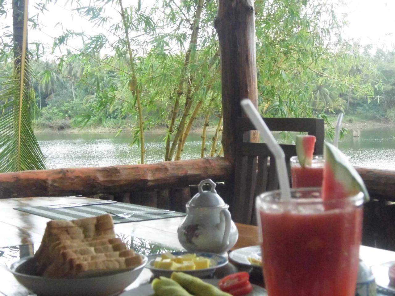Udawalawa Safari Resort Udawalawe Buitenkant foto
