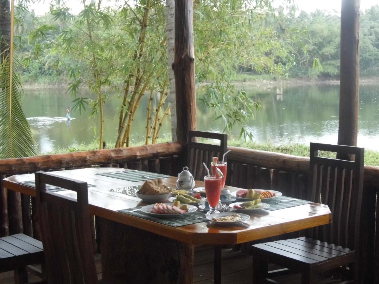 Udawalawa Safari Resort Udawalawe Buitenkant foto